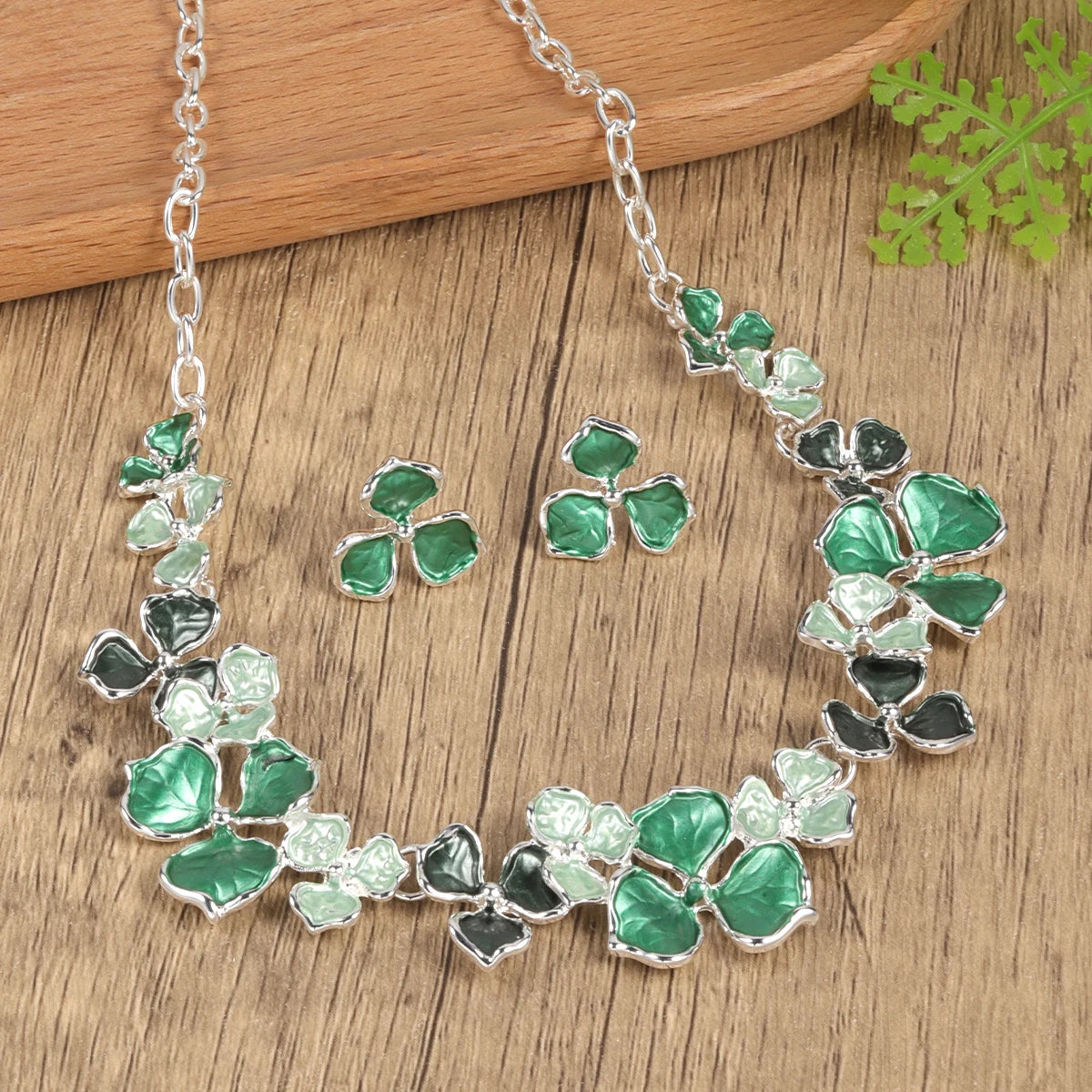 Cring Coco Mehrfarbiges Halsband für Damen, Blatt-Halsketten, modische Emaille-Ketten, Halskette, Schmuck-Accessoires für Frauen zum Muttertag