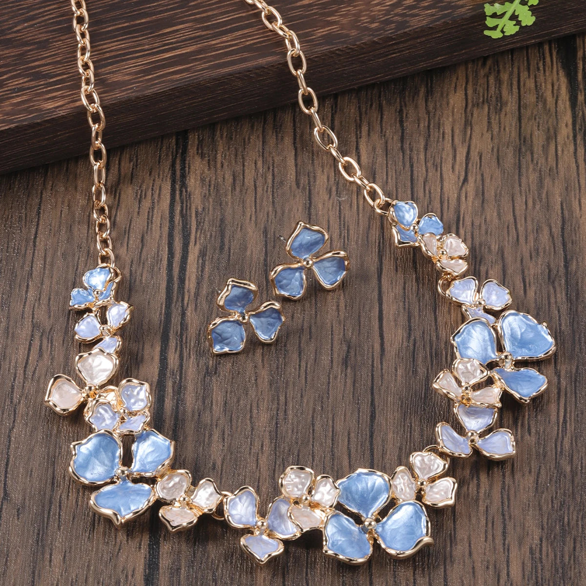 Cring Coco Mehrfarbiges Halsband für Damen, Blatt-Halsketten, modische Emaille-Ketten, Halskette, Schmuck-Accessoires für Frauen zum Muttertag