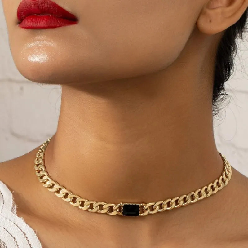 2 Stück Löwenkopf Emaille Choker Set für Frauen Gold Farbe Kubanische Kette Kristall Stein Surround Runde Quadrat Charm Halskette