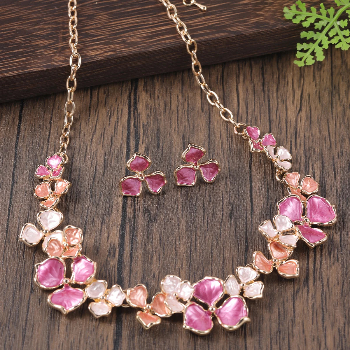 Cring Coco Mehrfarbiges Halsband für Damen, Blatt-Halsketten, modische Emaille-Ketten, Halskette, Schmuck-Accessoires für Frauen zum Muttertag