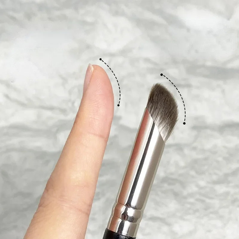 1 Stück Concealer-Make-up-Pinsel, präziser, weicher, flauschiger Wischpinsel, zum Abdecken von Akne und Augenringen, multifunktionale Detail-Make-up-Tools