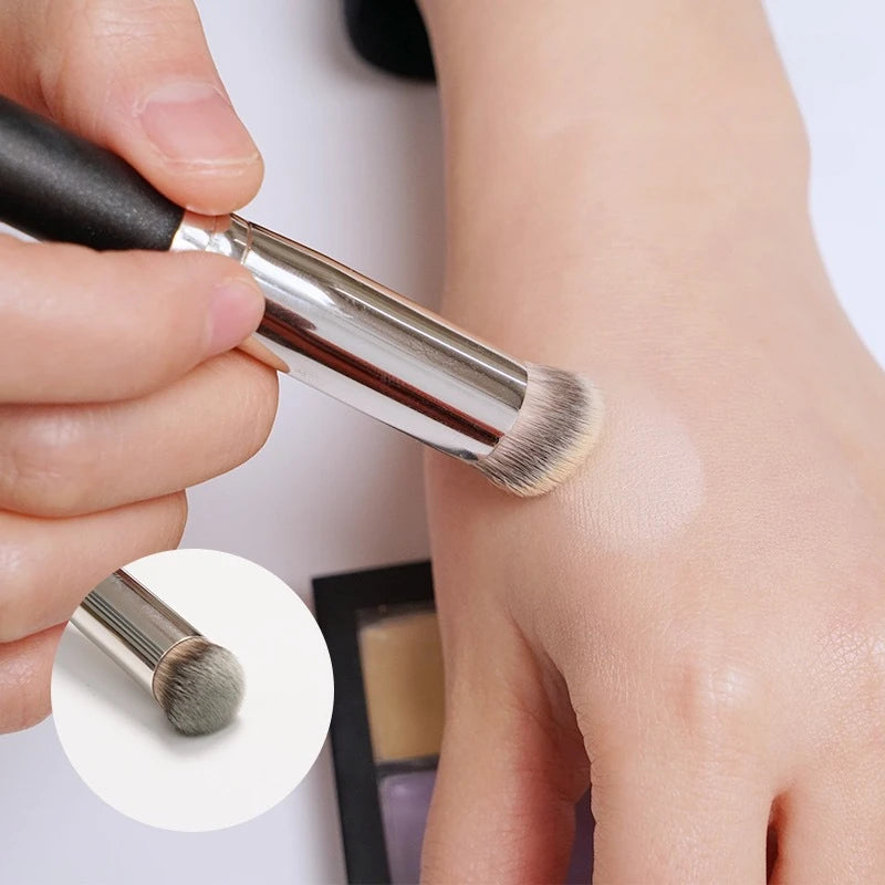 1 Stück Concealer-Make-up-Pinsel, präziser, weicher, flauschiger Wischpinsel, zum Abdecken von Akne und Augenringen, multifunktionale Detail-Make-up-Tools