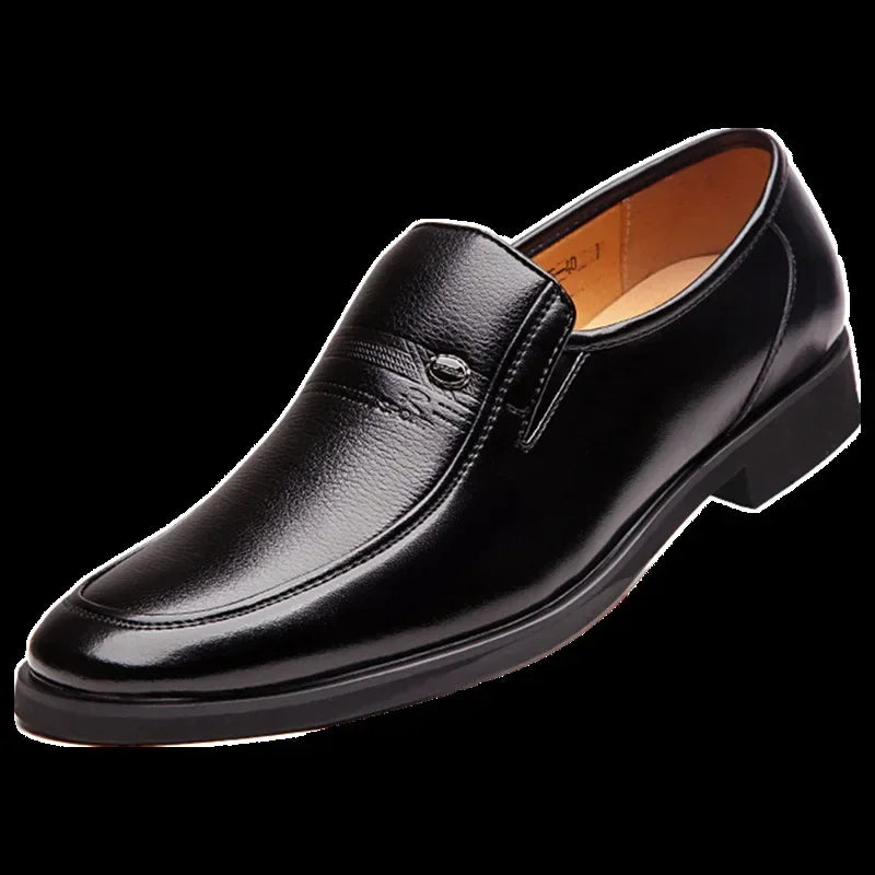 Leder Herren Formelle Schuhe Luxusmarke 2023 Herren Loafer Kleid Mokassins Atmungsaktive Slip-on Schwarze Fahrschuhe Plus Größe 38-44