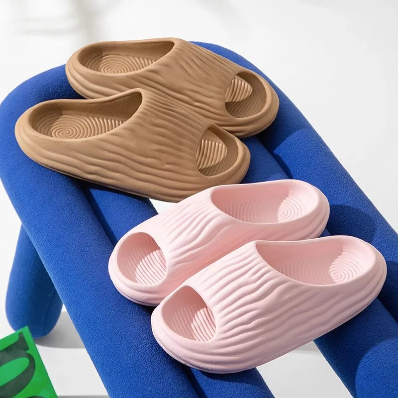 Superweiche EVA-Plateau-Slipper für Damen, minimalistische und bequeme rutschfeste Hausschuhe für das Badezimmer im Innenbereich, Damenhausschuhe
