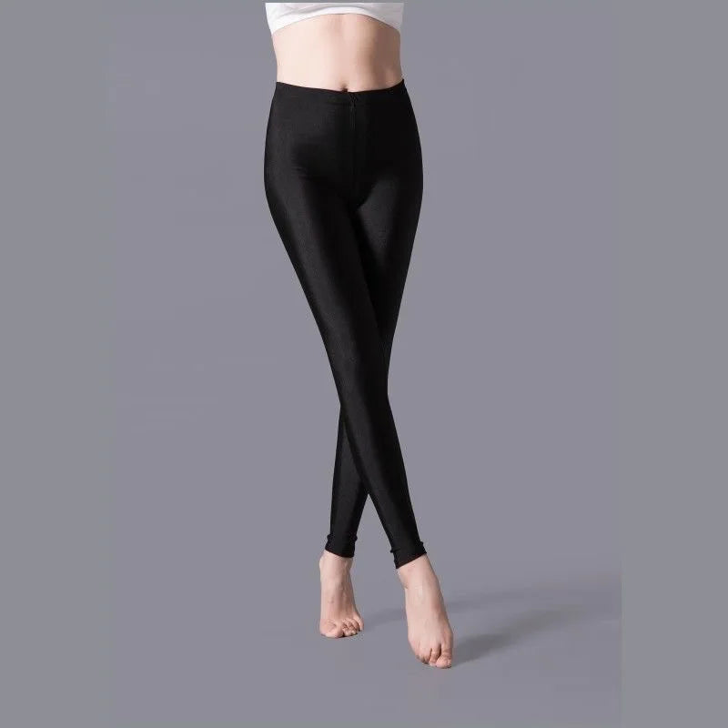 Hochelastische Skinny-Leggings, Bleistifthose, schlanke Hose in Übergröße, glänzende Yogahose für Frauen, sexy, hautfreundliche, enge Leggings