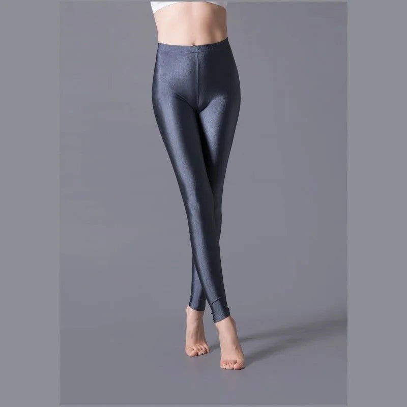 Hochelastische Skinny-Leggings, Bleistifthose, schlanke Hose in Übergröße, glänzende Yogahose für Frauen, sexy, hautfreundliche, enge Leggings