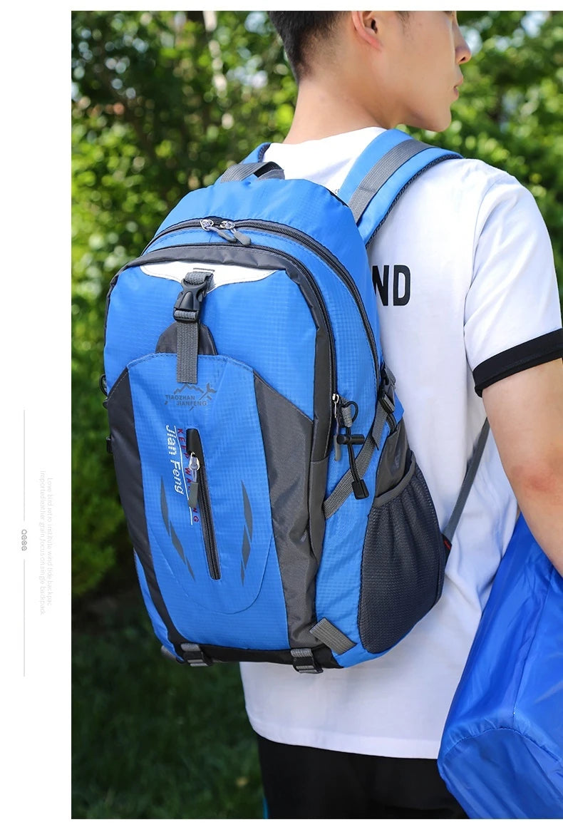 Outdoor-Reiserucksack Große Kapazität Mode-Reiserucksäcke Herren Kletter-Reiserucksack Klassische Sport-Reiserucksäcke