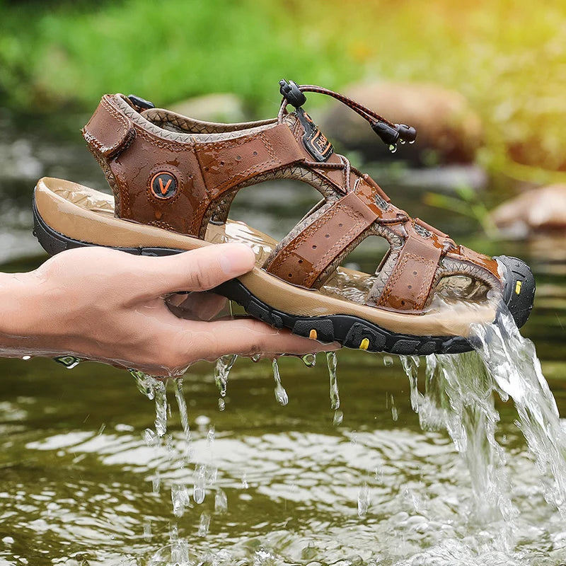 Sommer Herren Sandalen Leder Herren Freizeitschuhe Atmungsaktive Outdoor Sandalen für Männer Strandschuhe Hausschuhe Mode Römersandalen