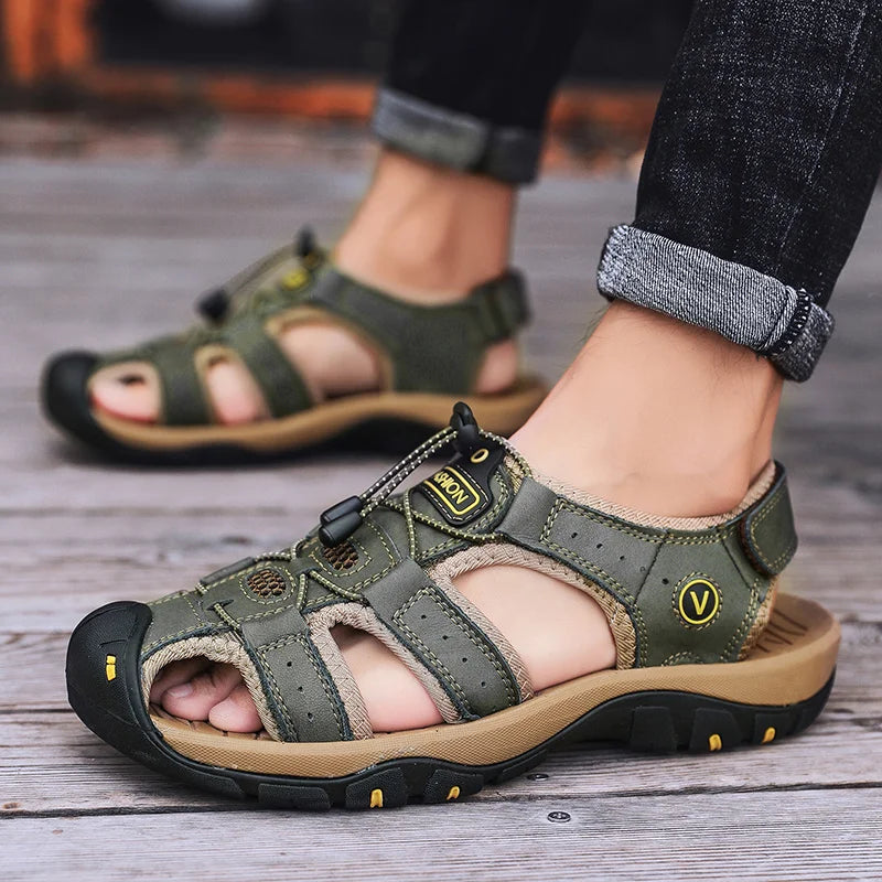 Sommer Herren Sandalen Leder Herren Freizeitschuhe Atmungsaktive Outdoor Sandalen für Männer Strandschuhe Hausschuhe Mode Römersandalen