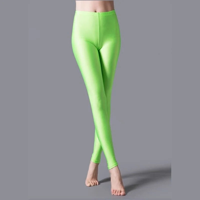 Hochelastische Skinny-Leggings, Bleistifthose, schlanke Hose in Übergröße, glänzende Yogahose für Frauen, sexy, hautfreundliche, enge Leggings