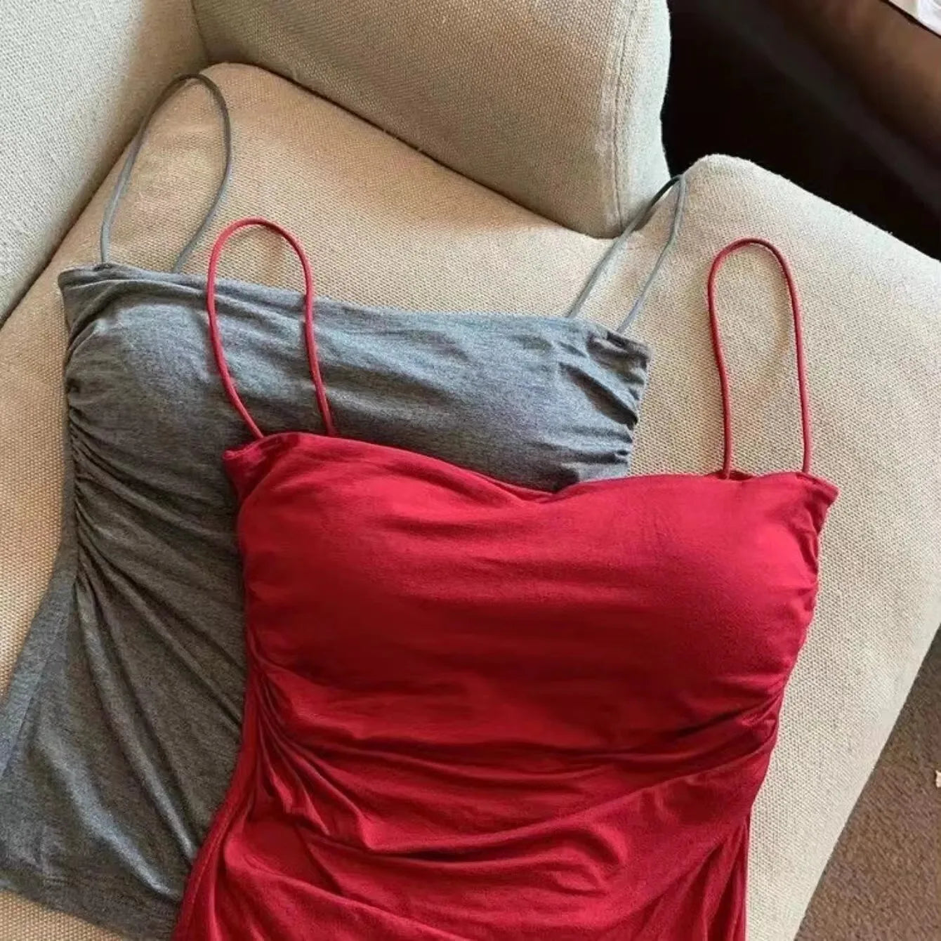 Ärmelloses Top für Damen, Tank-Unterwäsche, tailliertes Camisole, sexy, kurzes Top mit dünnen Trägern, schlichtes weißes Tank-Top im koreanischen Stil