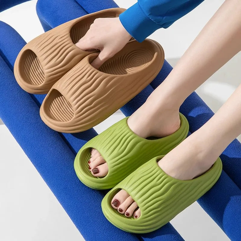 Superweiche EVA-Plateau-Slipper für Damen, minimalistische und bequeme rutschfeste Hausschuhe für das Badezimmer im Innenbereich, Damenhausschuhe