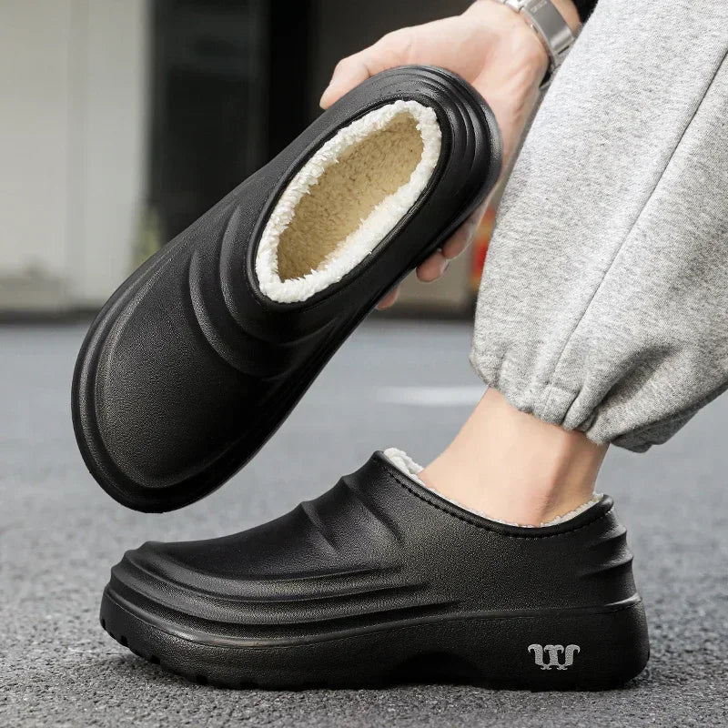 2024New Fashion Baumwolle Hausschuhe Männer Winter Warme Hause Baumwolle Schuhe Wasserdichte Garten Schuhe Indoor Slip auf Concise Schuhe